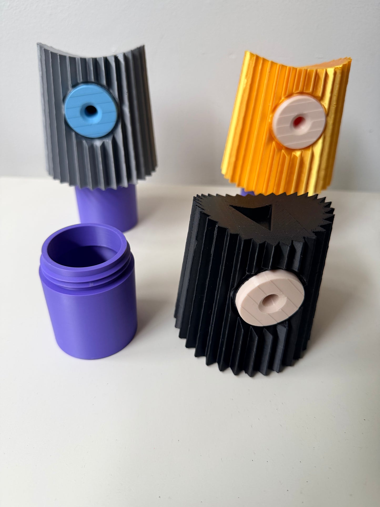 3D Printed Graffiti Inspired Tip Container (1 container, comes with 5 tips)